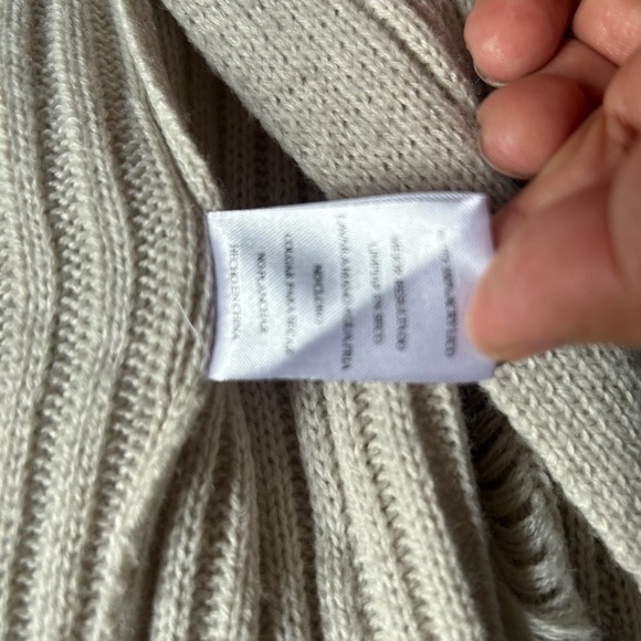 Sadie & Sage by Anthropologie cardigan distressed with pockets - Picture 7 of 11